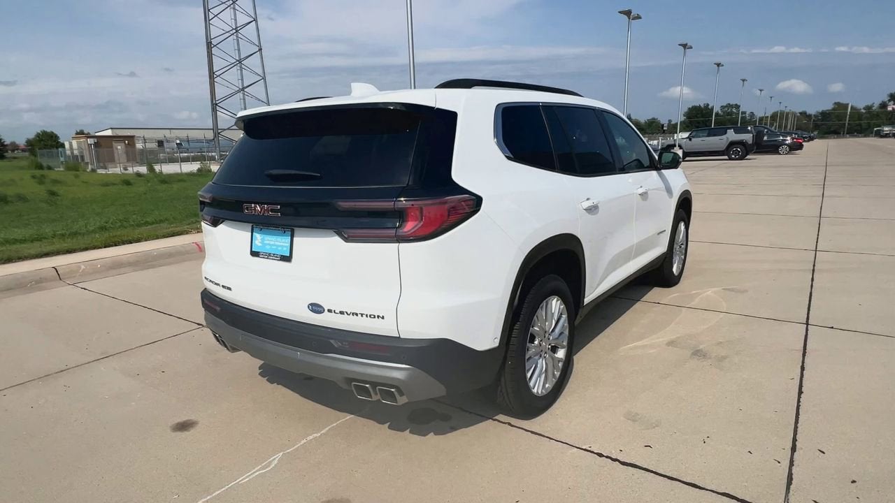 2025 GMC Acadia Elevation