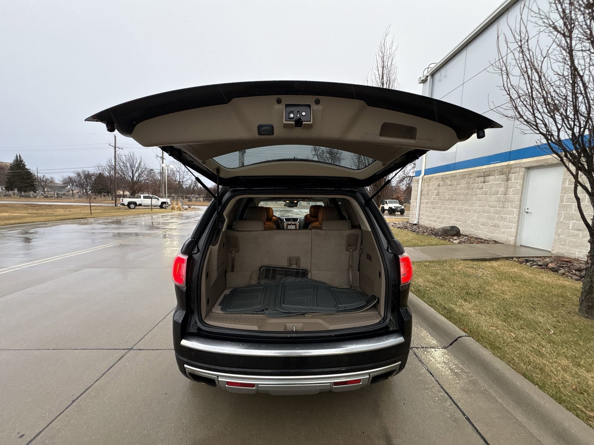 2014 GMC Acadia Denali