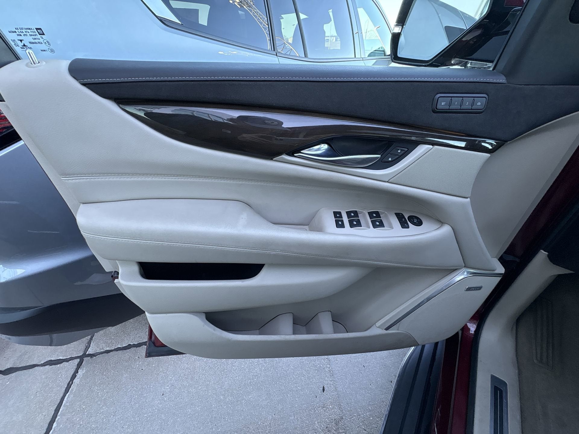 2020 Cadillac Escalade Premium Luxury