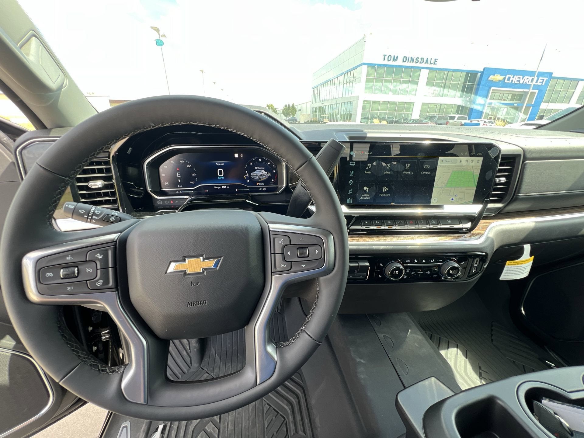 2025 Chevrolet Silverado 1500 LT